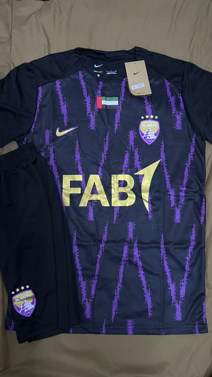 Nike Al Ain F.C. 2024/2025 away jersey and shorts set