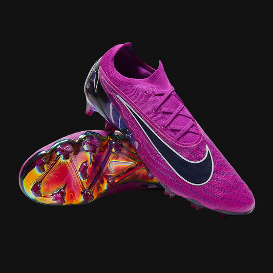 Nike Phantom GX Elite SE FG football boot in the "Thunder Pack" colorway